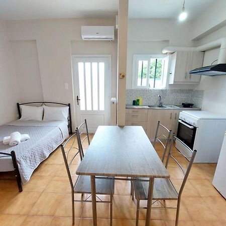 Estia Holiday Apartment & Studio Вати Экстерьер фото