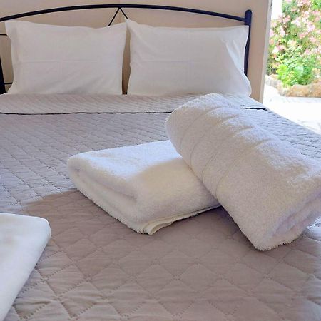 Estia Holiday Apartment & Studio Вати Экстерьер фото