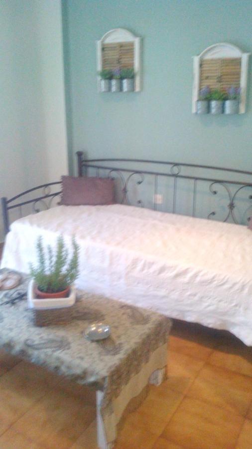 Estia Holiday Apartment & Studio Вати Экстерьер фото