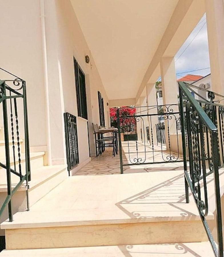 Estia Holiday Apartment & Studio Вати Экстерьер фото